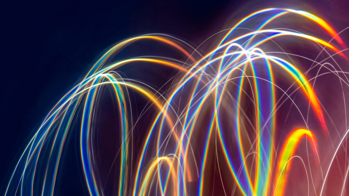 From Booked-Out Expert to Licensable Culture System